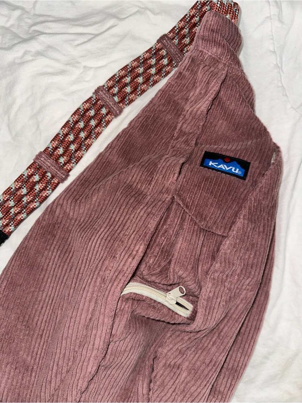 Kavu Corduroy Sling Bag in Mauve with Patterned Strap